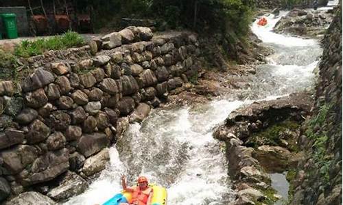 龙潭峡谷漂流怎么样_龙潭峡谷漂流